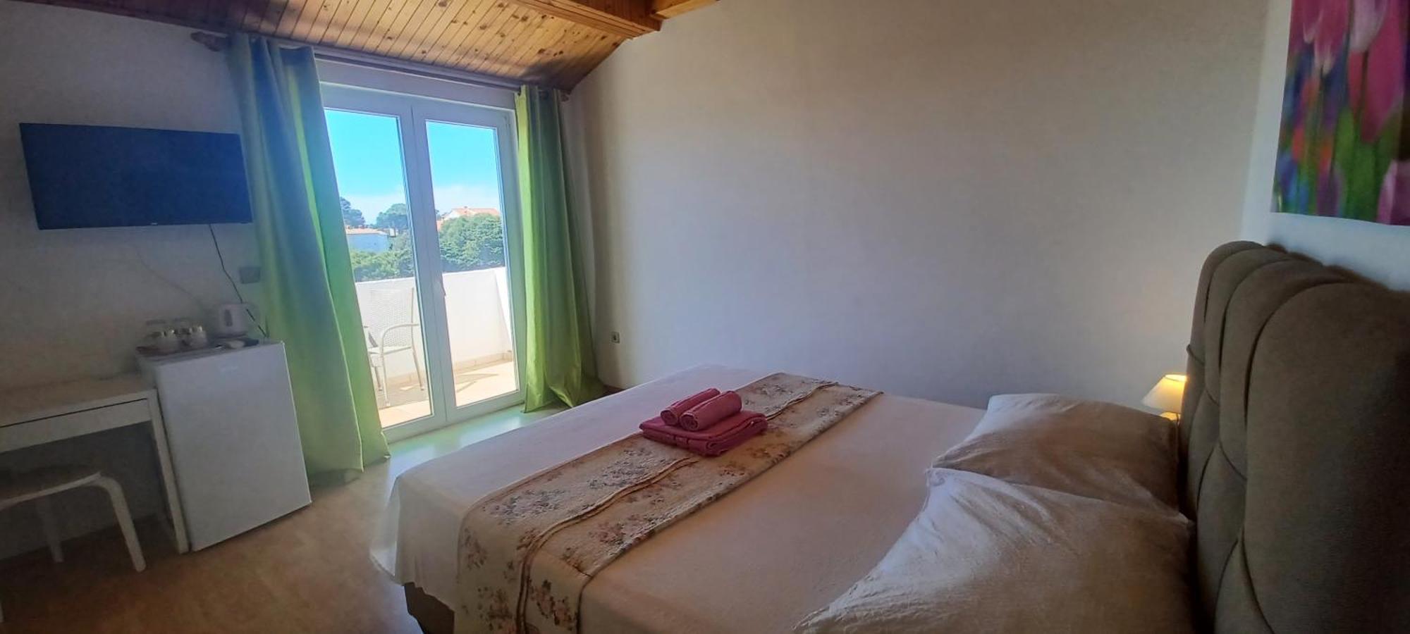Apartments&rooms Mila Appartement