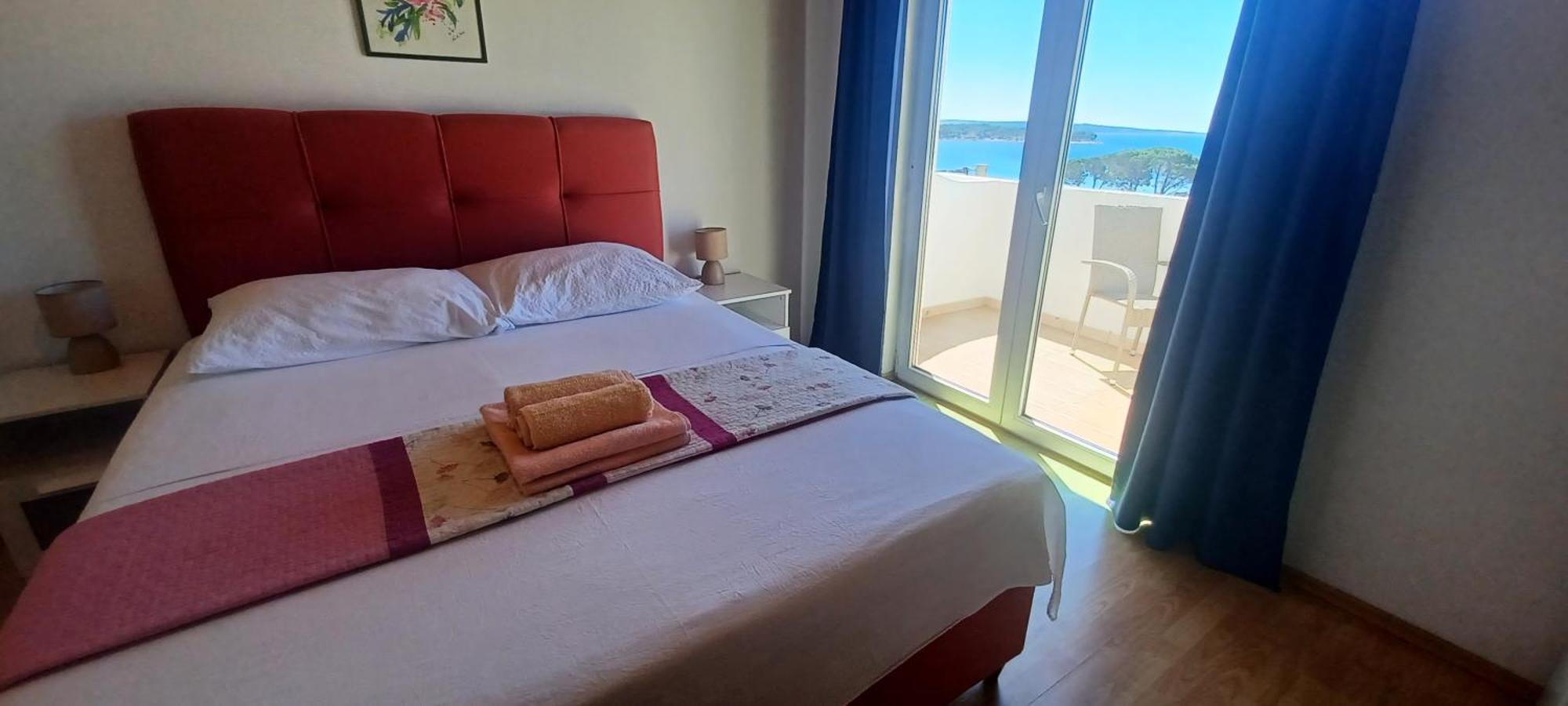 Apartments&rooms Mila *