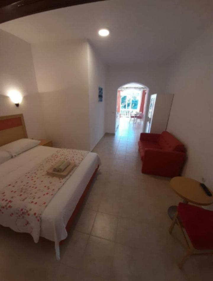 & Mila Apartman Banjol